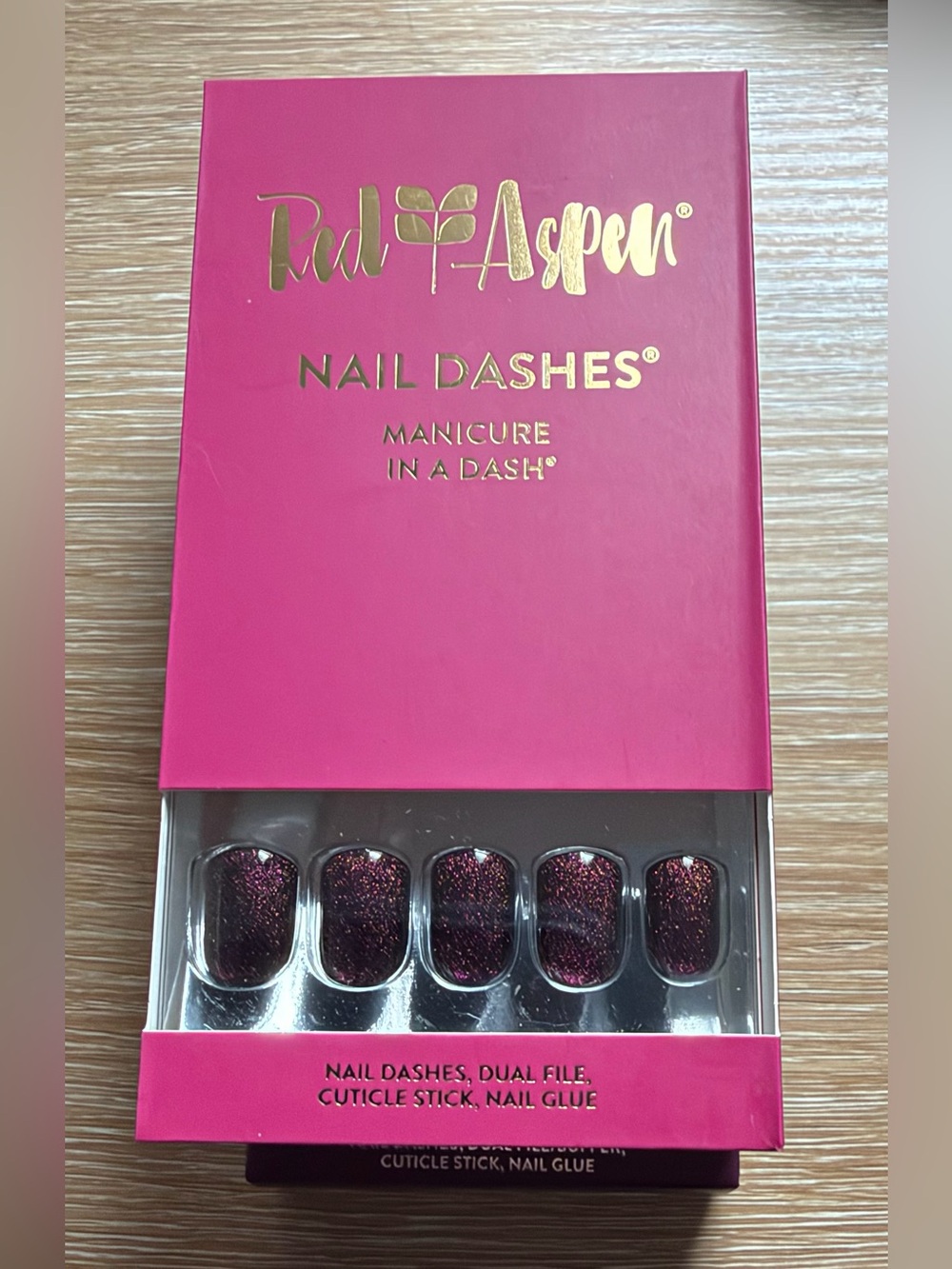 Red Aspen - Flock Together Farrah - Press On Nails Kit - NEW! Short Square Pink